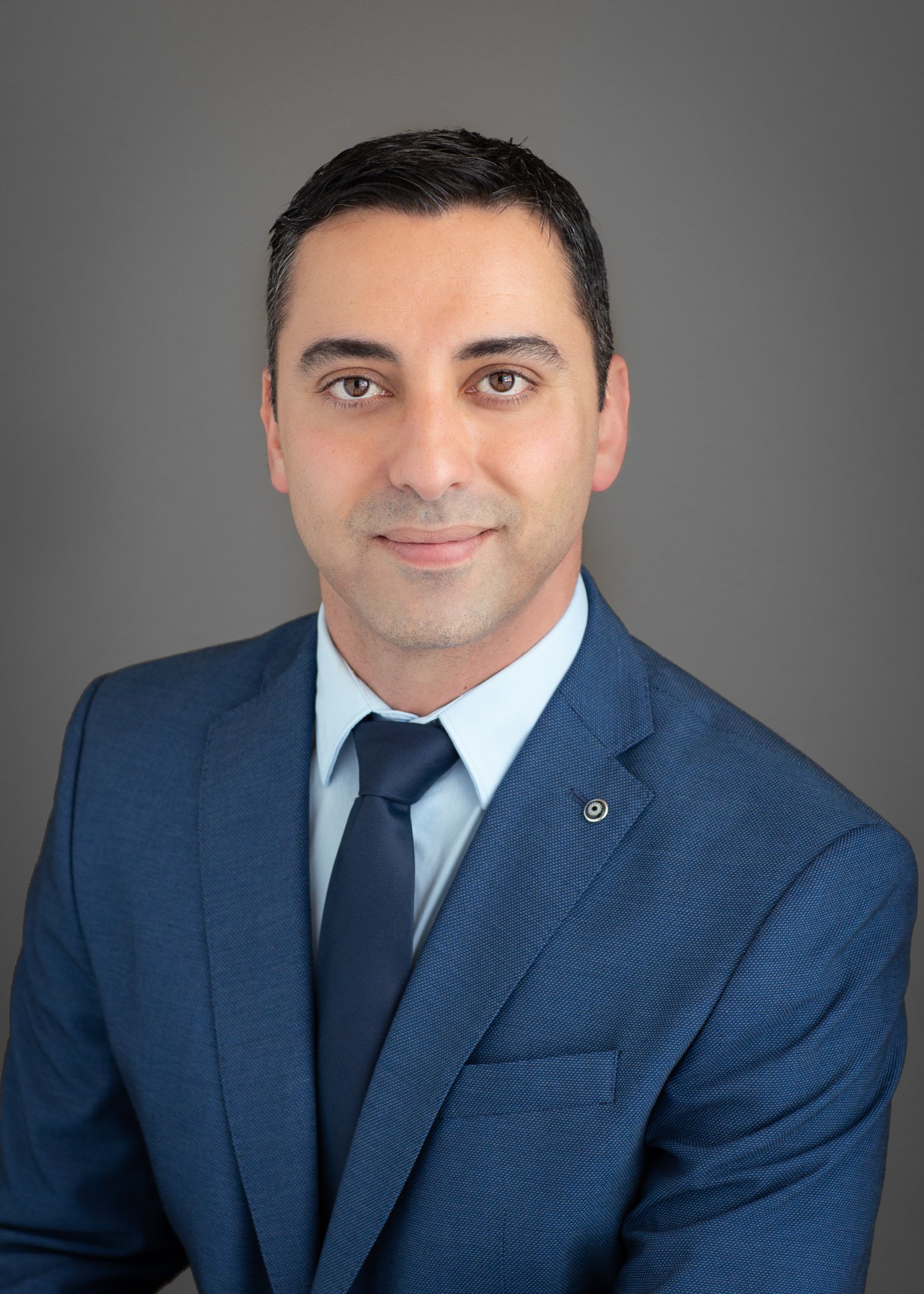 Touraj Khalizadeh DMD MD Oral Surgeon in Santa Cruz CA